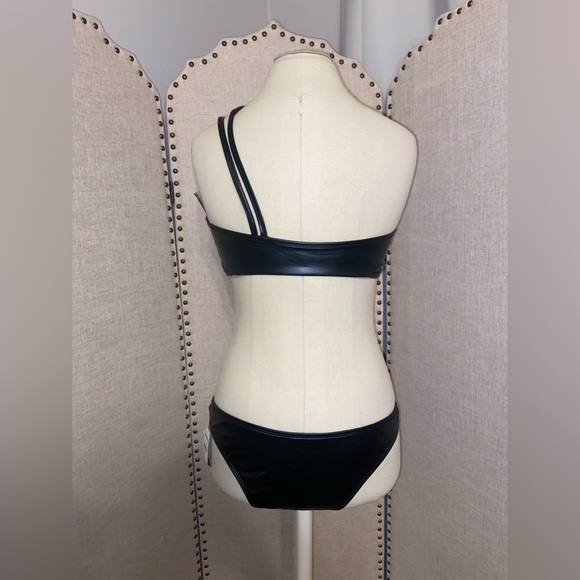 NWT FAUX LEATHER SWIM SET - Picture 3 of 3